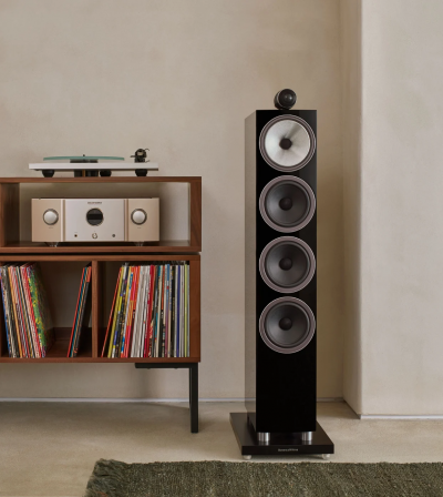 Bowers & Wilkins 700 Series Floorstanding Speaker in Gloss Black - 702 S3 (GB)