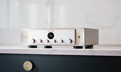 Marantz Master-Tuned Integrated Amplifier with Custom-Designed HDAM - MODEL30(S)