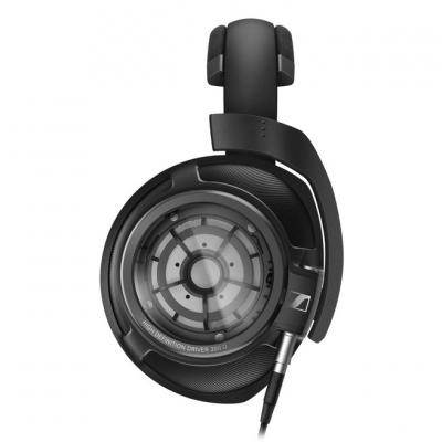 Sennheiser Closed-Back Stereo Over-Ear Headphones - HD 820