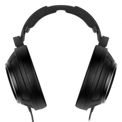 Sennheiser Closed-Back Stereo Over-Ear Headphones - HD 820